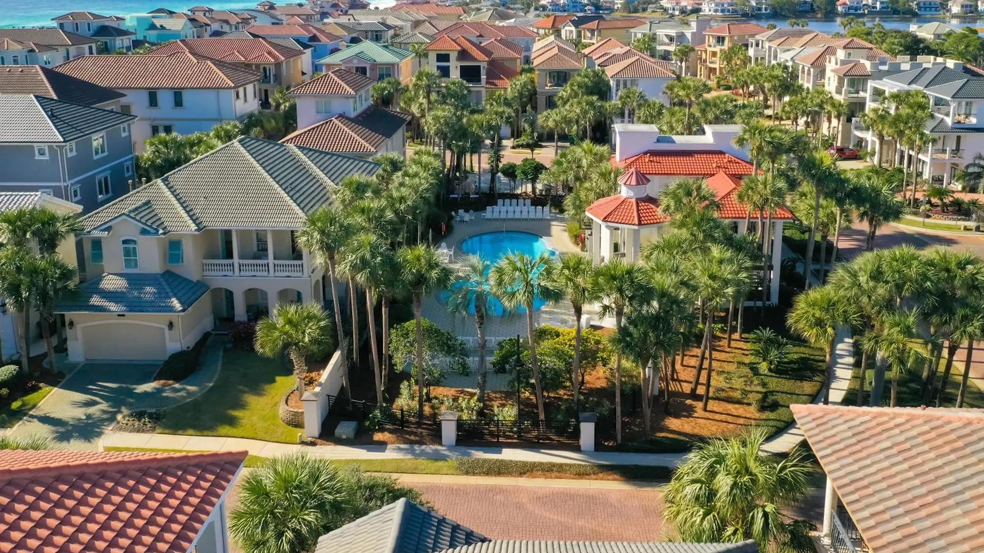 Emerald Enchantment Destin 0*,  United States